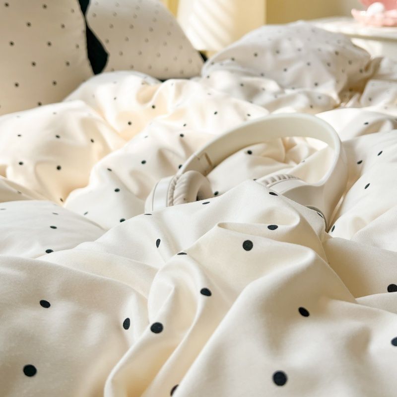 Royeva Polka Dot Duvet Cover Set With Ruffle-Edging Bedroom Decor
