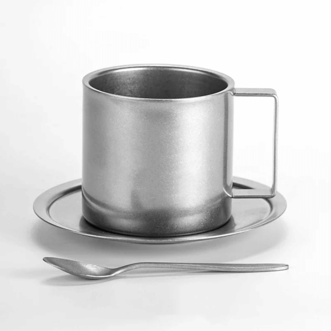 Retro Stainless Steel Coffee Mug Set with Saucer and Spoon – Double-Walled Insulated Design for Stylish Coffee Moments 9