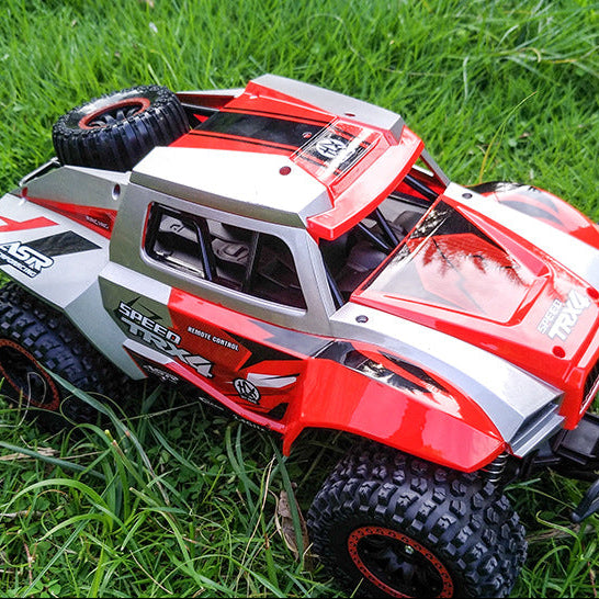 Novara High-Speed RC Monster Truck - 4WD Off-Road Remote Control Racing Vehicle