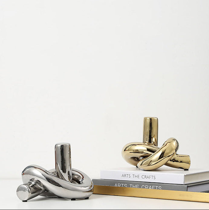 Royora Abstract Continuous Knot Sculpture-Modern Home Decor Accent Piece