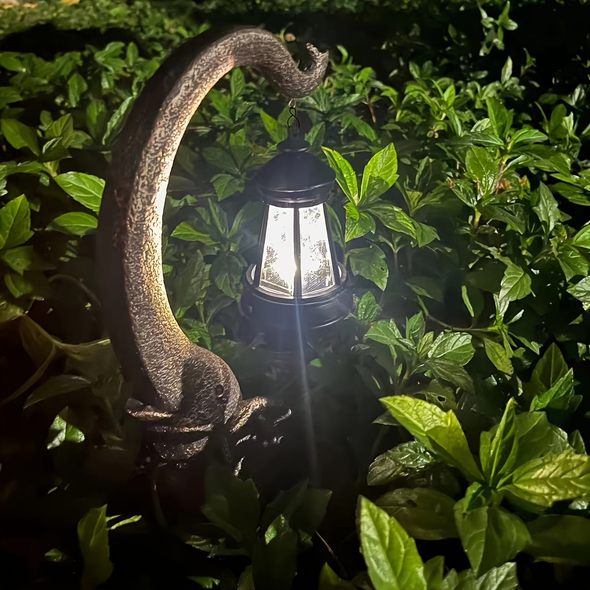 Royeva Solar Elephant Garden Statue Light-Outdoor LED Lantern Decor