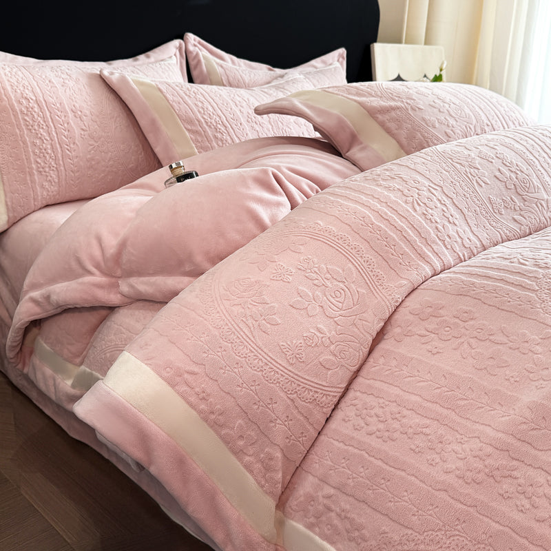 Royora 4-Piece Milk Velvet Bedding Set with Textured Duvet Cover & Pillowcases