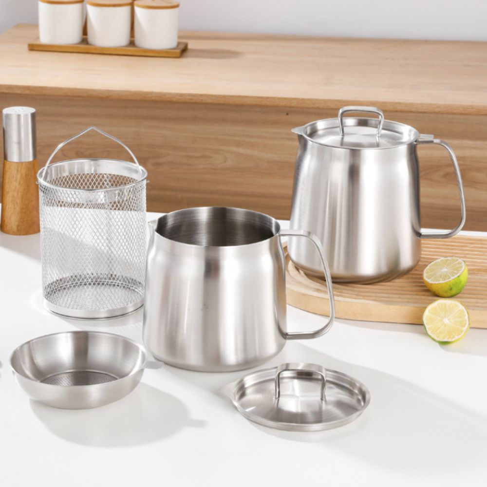 Royora Deep Fryer with Oil Filtration and Storage Function