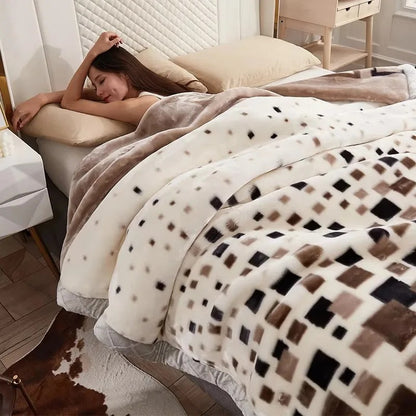Novara Heavy Warm Fluffy Blanket King Size - Floral Mink Weighted Quilted Throw
