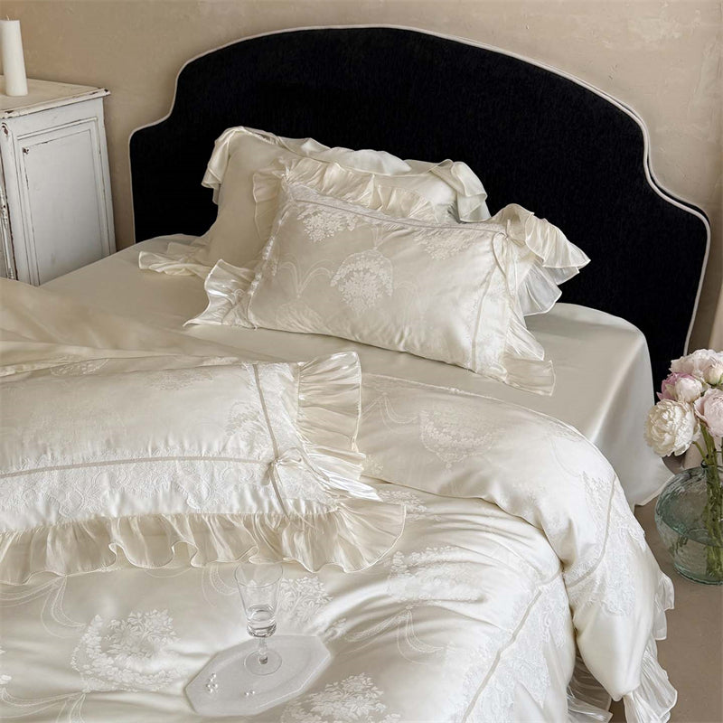Royeva Luxury 600TC Lyocell Jacquard Bedding Set With Lace Embroidery & Ruffles