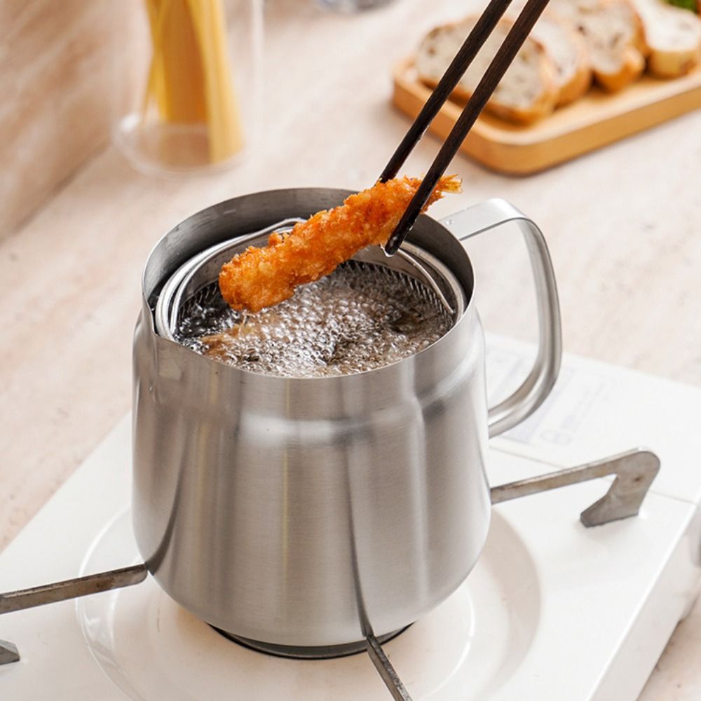 Royora Deep Fryer with Oil Filtration and Storage Function