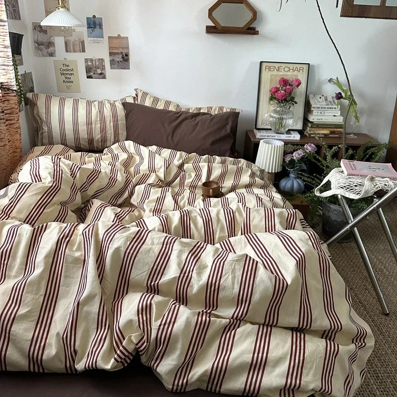 Novara Vintage Striped Cotton Bedding Set With Duvet Cover And Flat Sheet