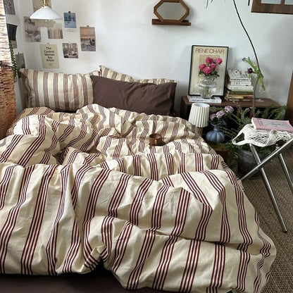 Novara Vintage Striped Cotton Bedding Set With Duvet Cover And Flat Sheet