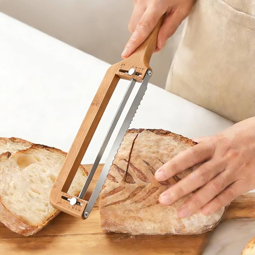 Novara Bamboo Bread Slicer with Guide for Homemade Artisan Loaves and Bagels