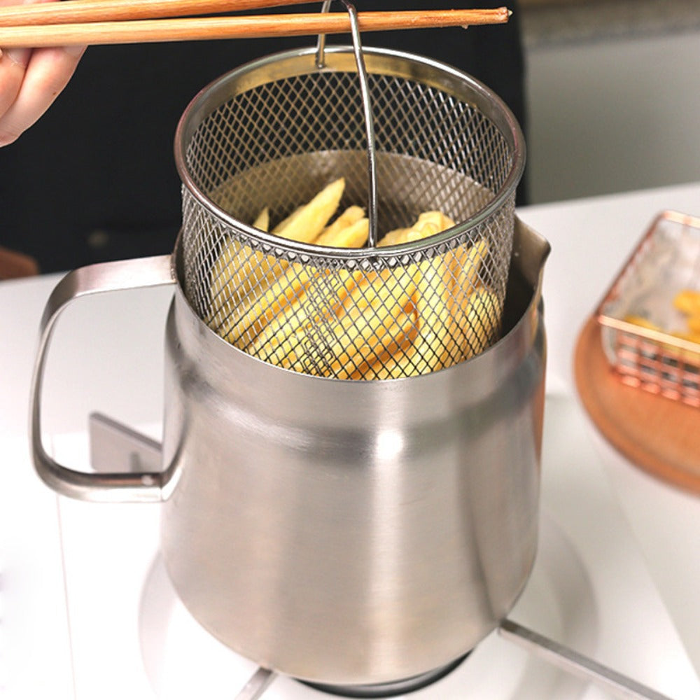 Royora Deep Fryer with Oil Filtration and Storage Function