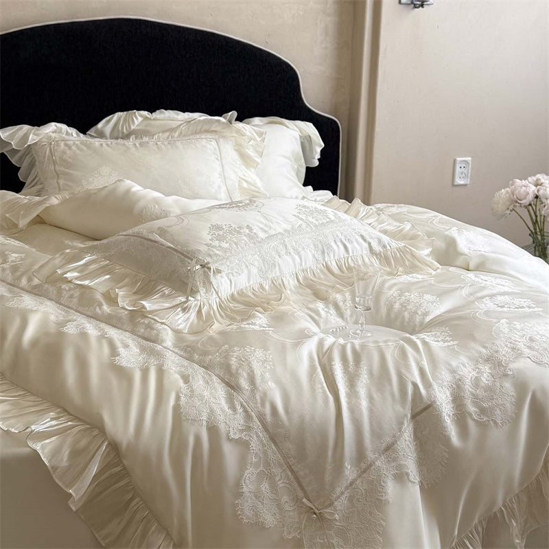 Royeva Luxury 600TC Lyocell Jacquard Bedding Set With Lace Embroidery & Ruffles
