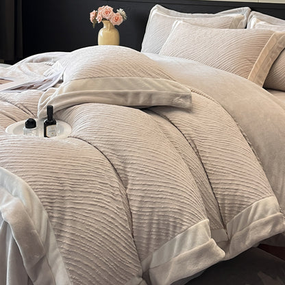 Royora 4-Piece Milk Velvet Bedding Set with Textured Duvet Cover & Pillowcases