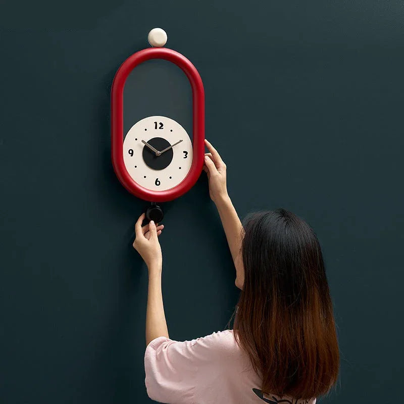 Aggformad Pendulum Clock 1