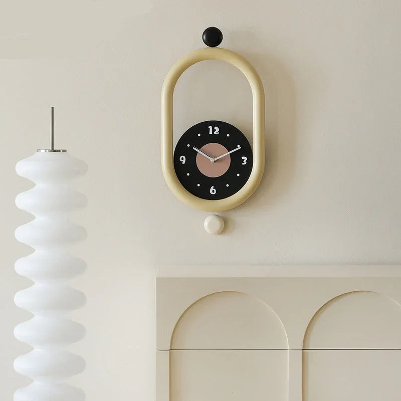 Aggformad Pendulum Clock 2