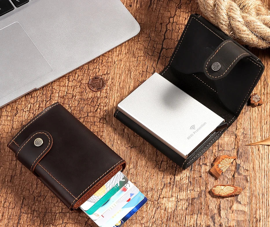 Auto Retractable RFID Blocking Card Wallet BLXCK NORWAY™ 4