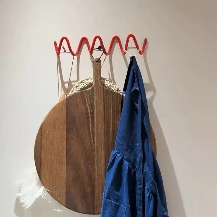 Creative Wave Iron Wall-Mounted Coat Rack | Minimalist Multi-Hook Clothes Organizer 4