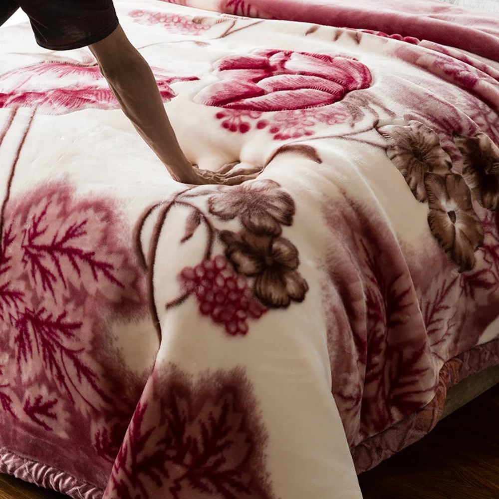Double Layered Fluffy Weighted Blanket | Cozy Quilted Throw for Winter Bedding 3