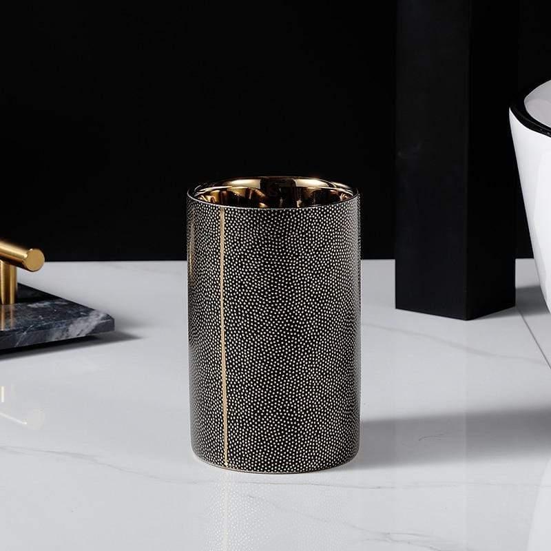 Elegant Ceramic Bathroom Set 0