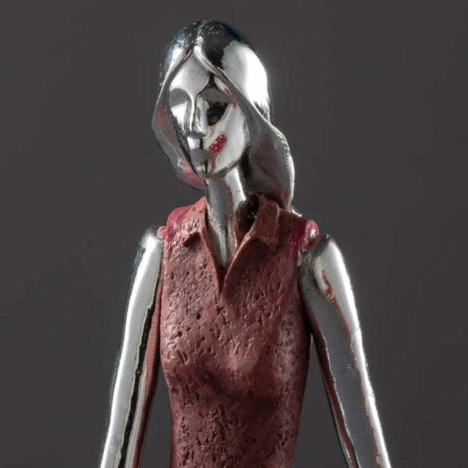 Royeva Billiards Player Resin Statue - Modern Snooker Room & Home Bar Decor