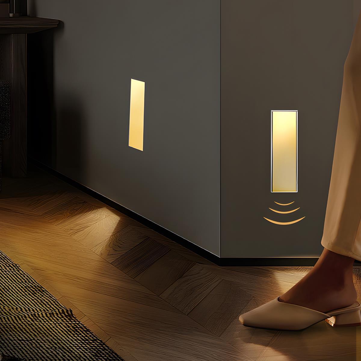 Minimalist LED Wall Sconce – White, Rectangular Design with Motion Sensor for the Hallway or Bedroom 2
