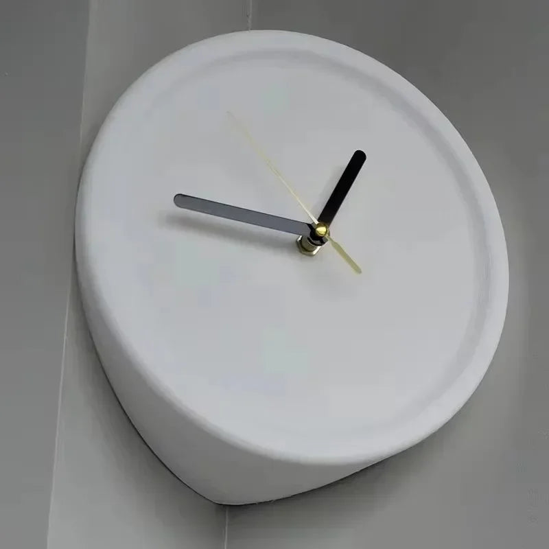 Minimalist Round Corner Wall Clock 5