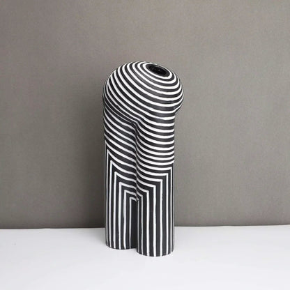 Noir & Blanc Vase Collection 5