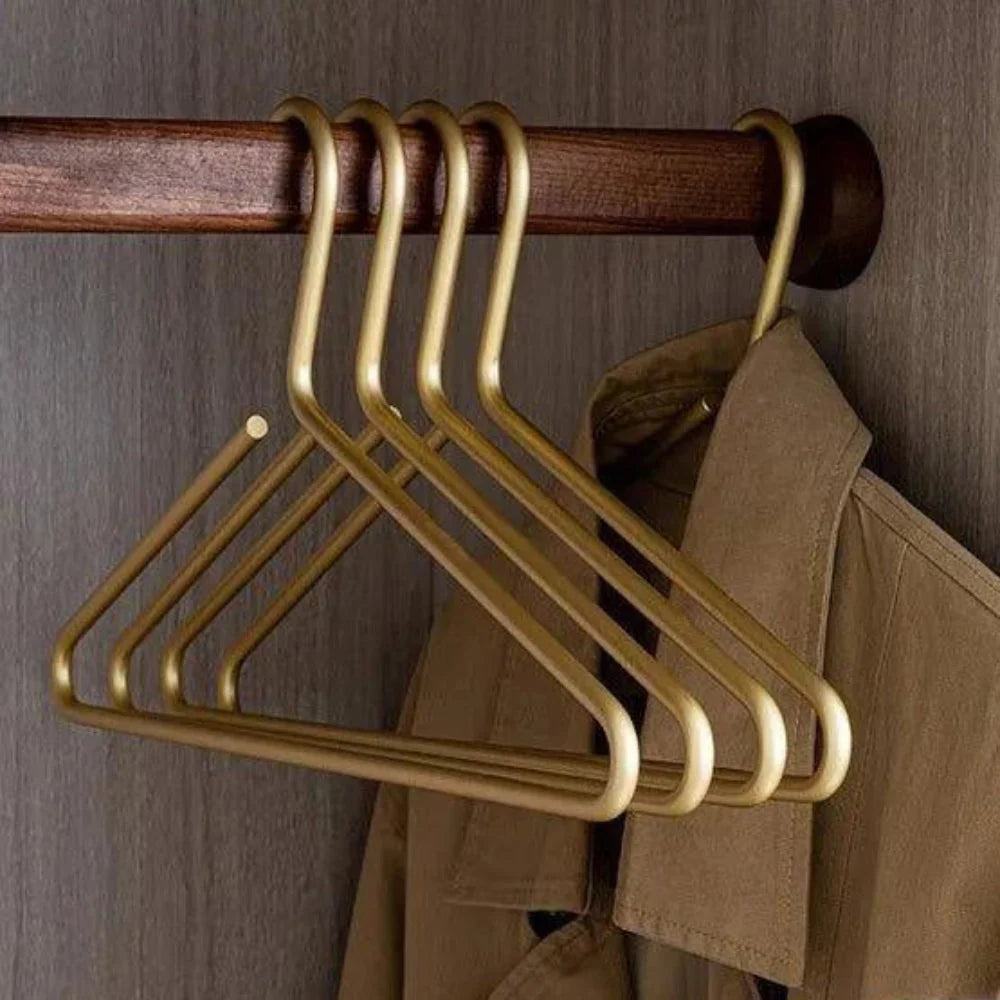 Non-Slip Clothes Hangers Set of 5 Space-Saving Closet Storage 0
