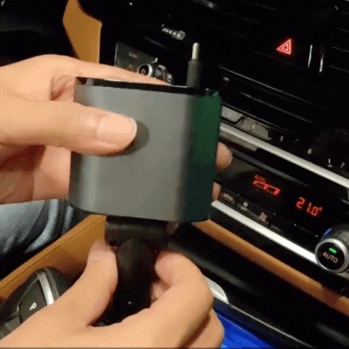 Royaleva 120W Fast Charging Car Charger with Retractable Dual Cables and Voltage Display 2