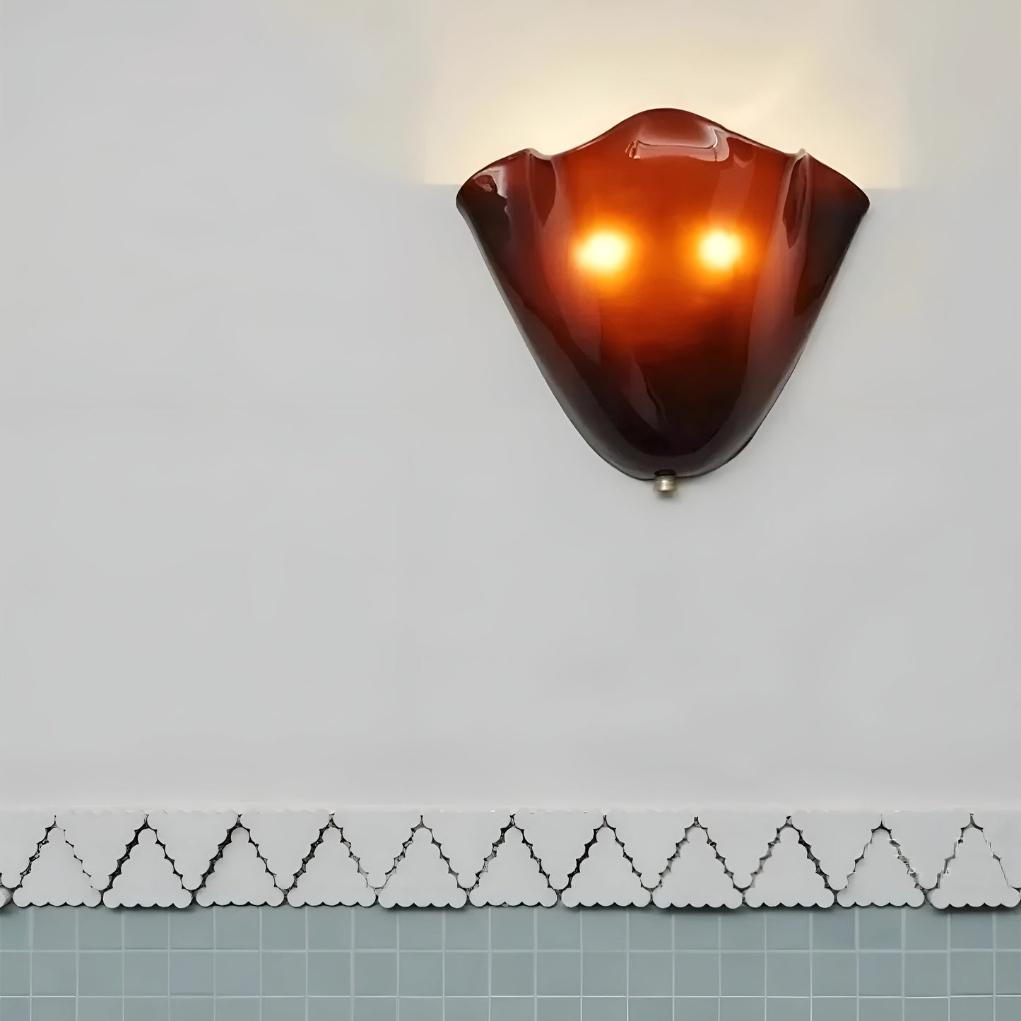 Royallure Retro Stained Glass Wall Sconce with Warm LED Light for Elegant Home Decor 4
