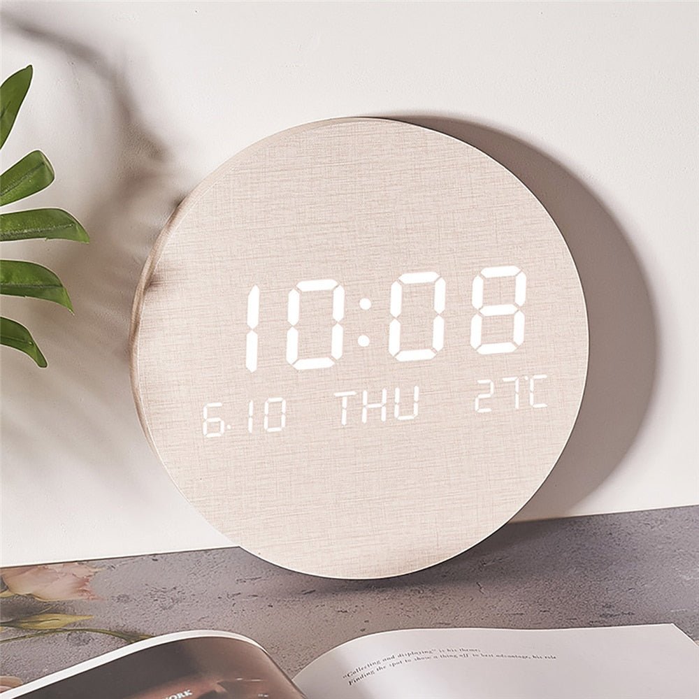 Royallure Svenna Wall Clock – Minimalist Scandinavian Design, Digital Display, Rechargeable & Lightweight 3