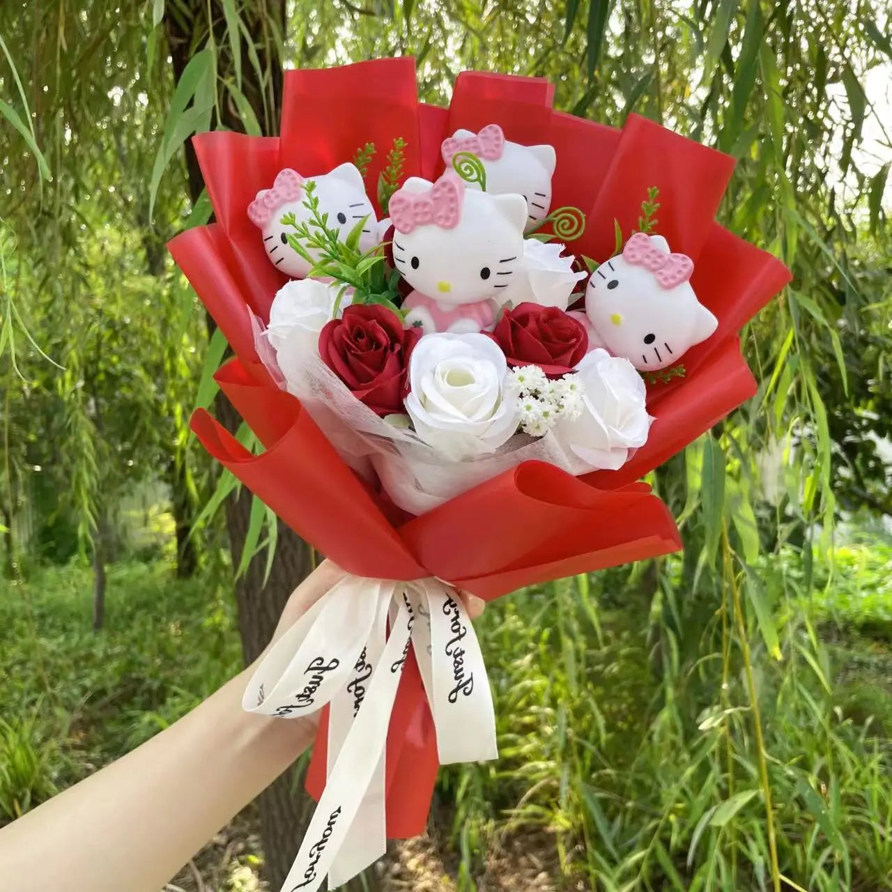 Royelux Hello Kitty Flower Bouquet – Creative Gift for Birthdays & Special Occasions 0