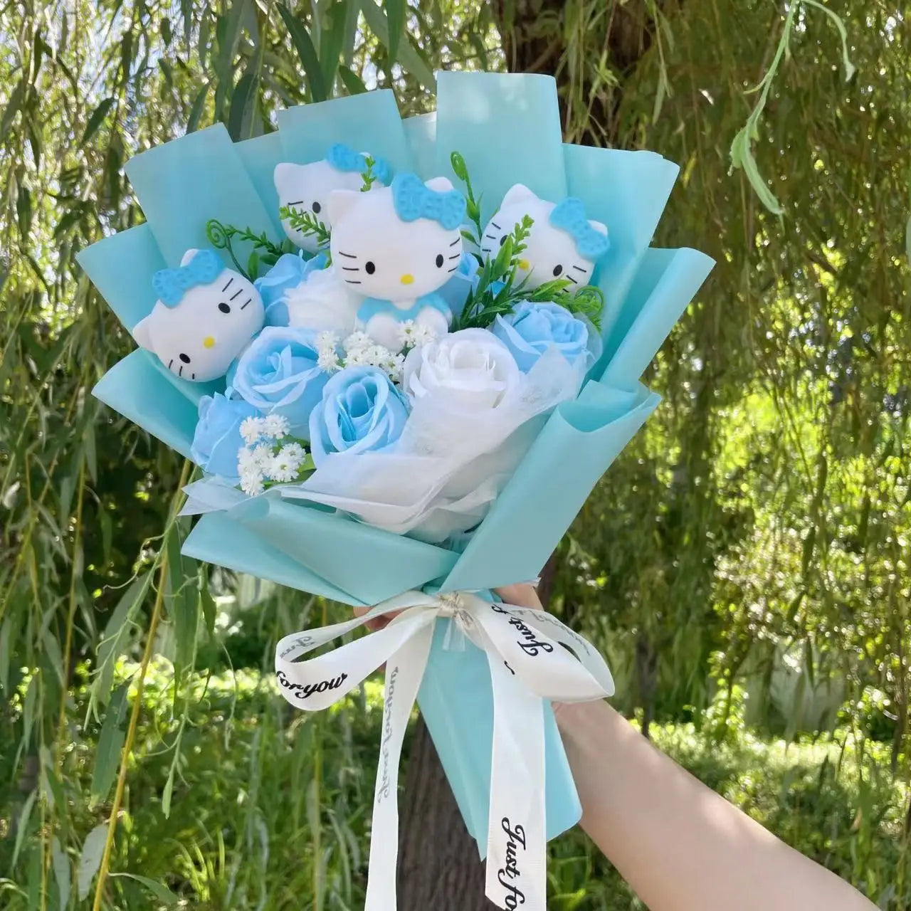 Royelux Hello Kitty Flower Bouquet – Creative Gift for Birthdays & Special Occasions 6