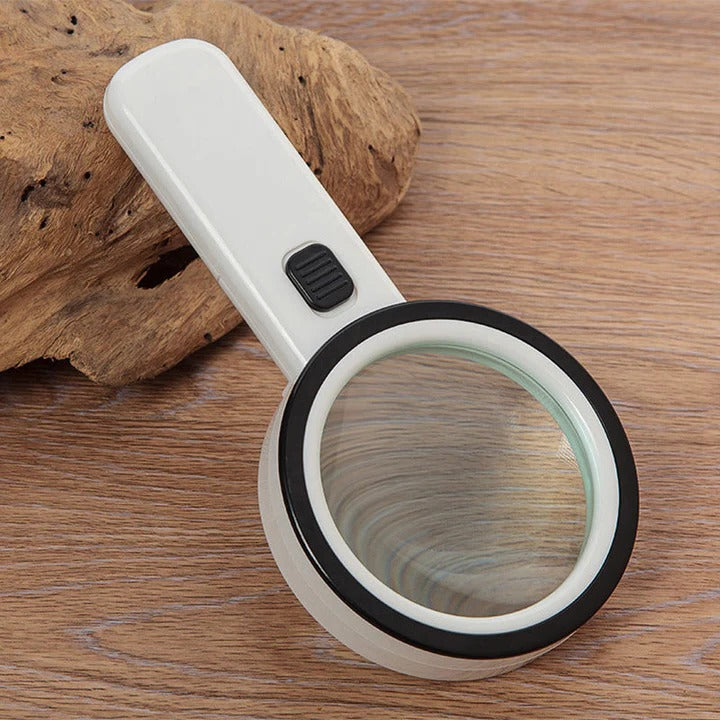 Sovere 30X LED Magnifying Glass with Light for Detailed Inspection and Reading 3