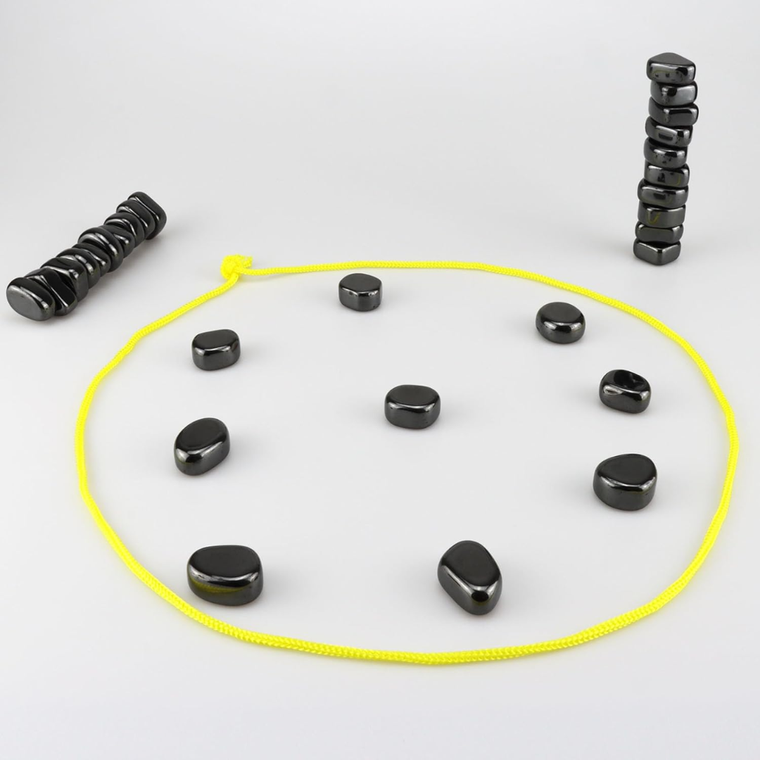 Sovere Magnetic Travel Chess Set - Compact Portable Chess Board for All Ages 0