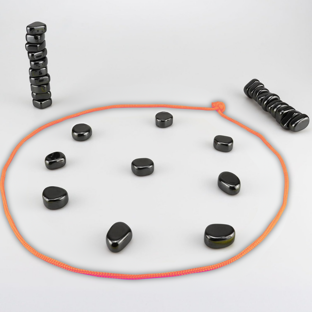 Sovere Magnetic Travel Chess Set - Compact Portable Chess Board for All Ages 2