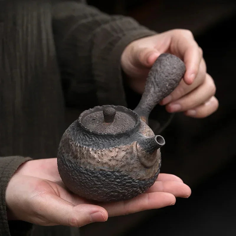 Textured Clay Kyusu Teapot - 220ml 1