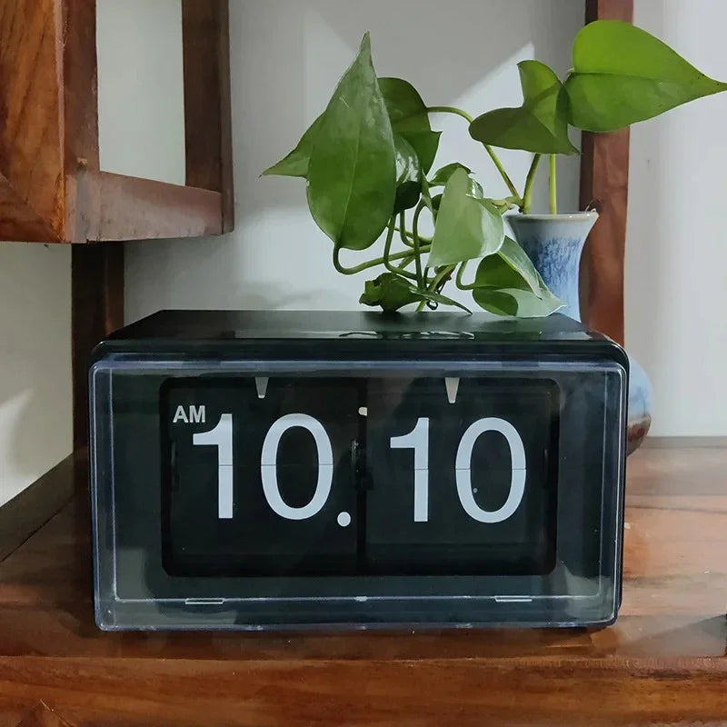 Vayda Retro Flip Clock 4