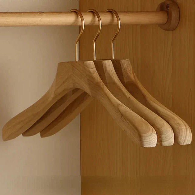 Wooden Hangers – Camphor Wood with Wide Shoulders, Set of 2 for Organizing Clothes in the Closet 2
