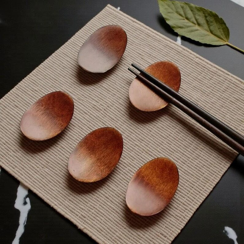 Royeva 5-Piece Natural Wood Ingot Chopstick Rests - Elegant Tableware Set for Asian Dining